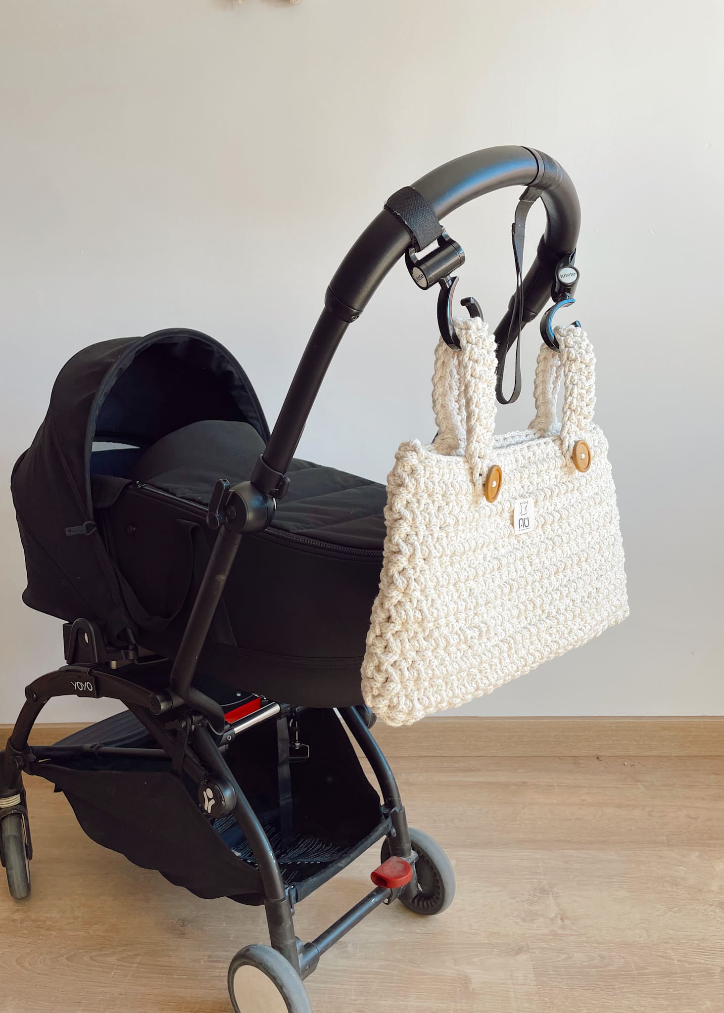 bolsa-de-punto-yoyo-capazo-paseo-silllita-crochet-auspain