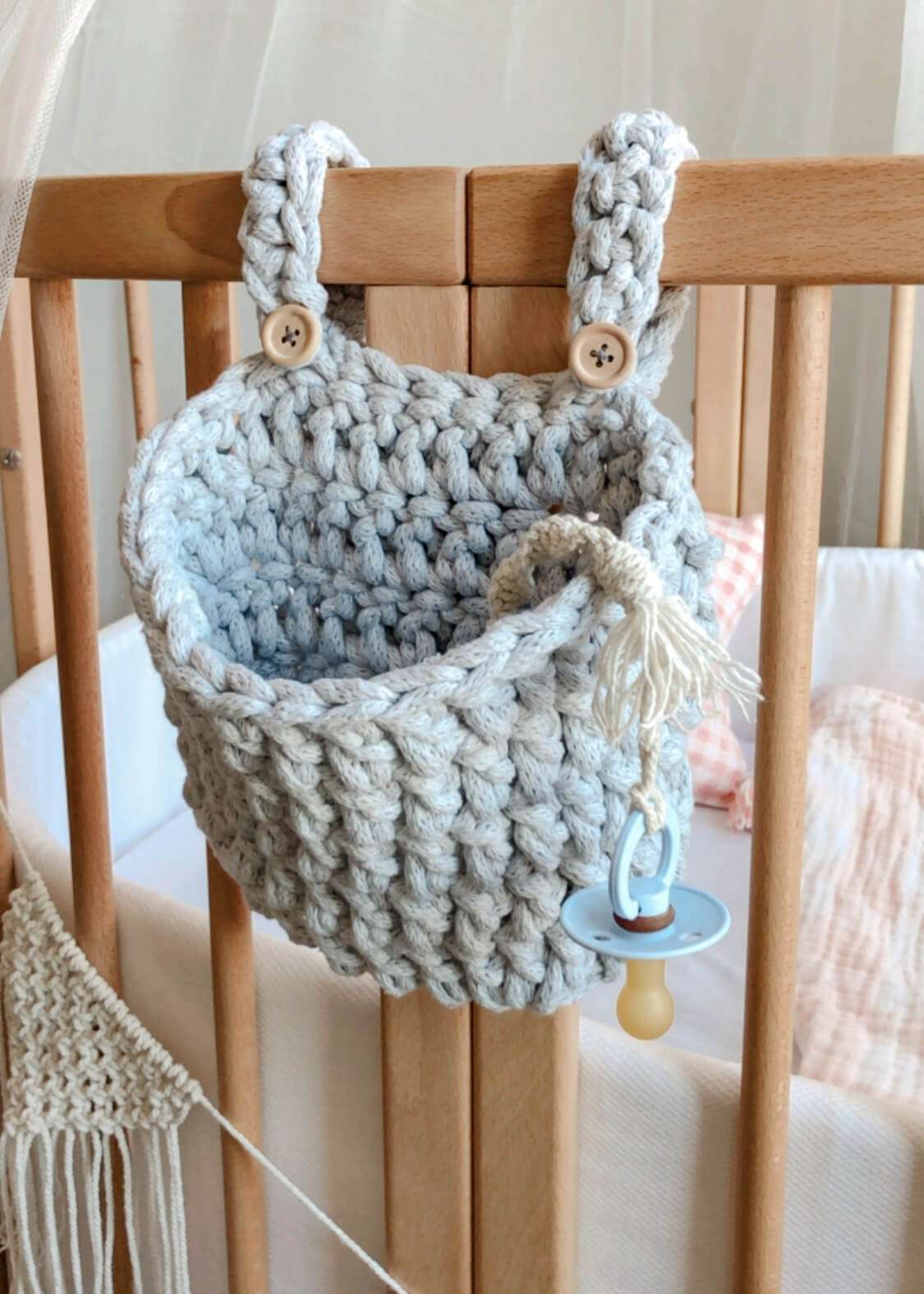 cesta-cuna-macrame-beige cesta-cuna-asas-cotton-air-crochet-blanca