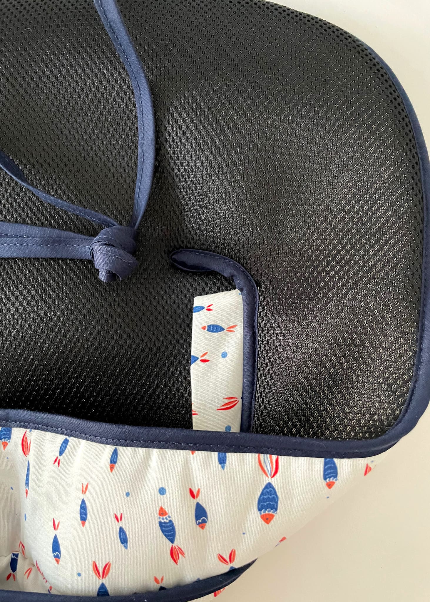 colchoneta-transpirable-peces-marino-mar-verano-bebe-unisex-sillita-paseo-universal-respaldo-auspain
