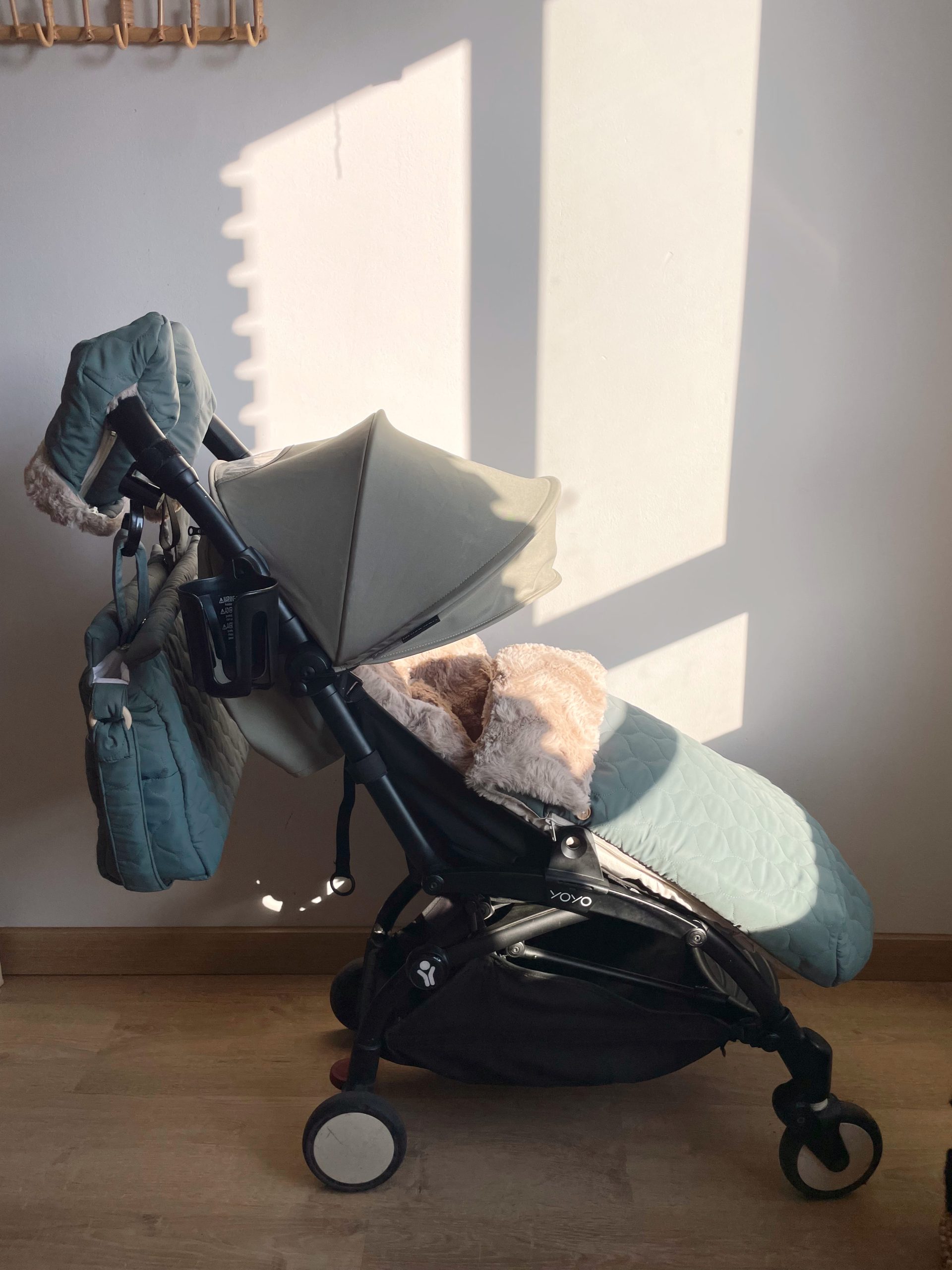 conjunto-silla-paseo-universa-yoyo-babyzen-invierno-auspain