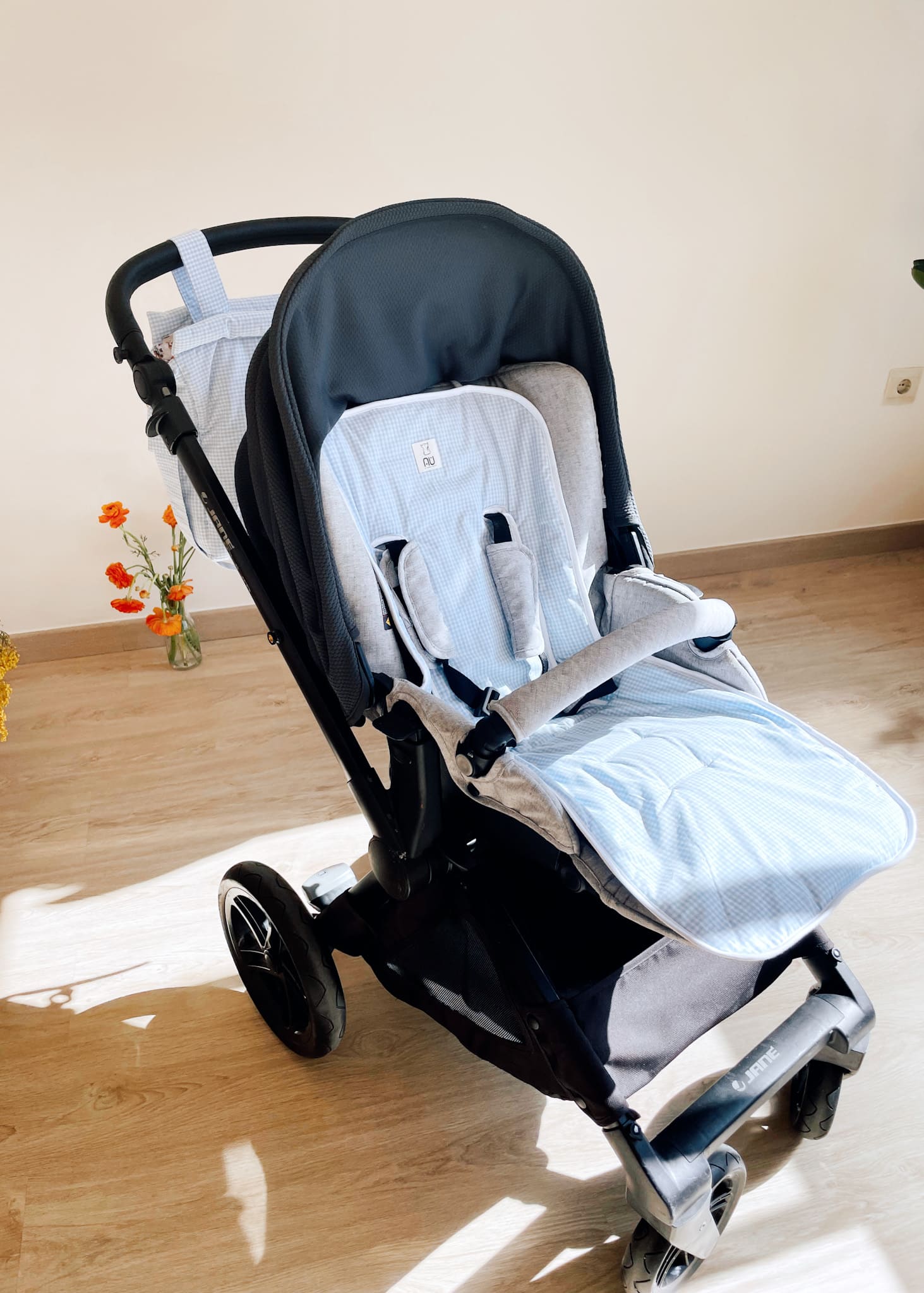 jane-silla-universal-colchoneta-bolsa-carrito-sillita-paseo-bebe-auspain-celeste-vichy