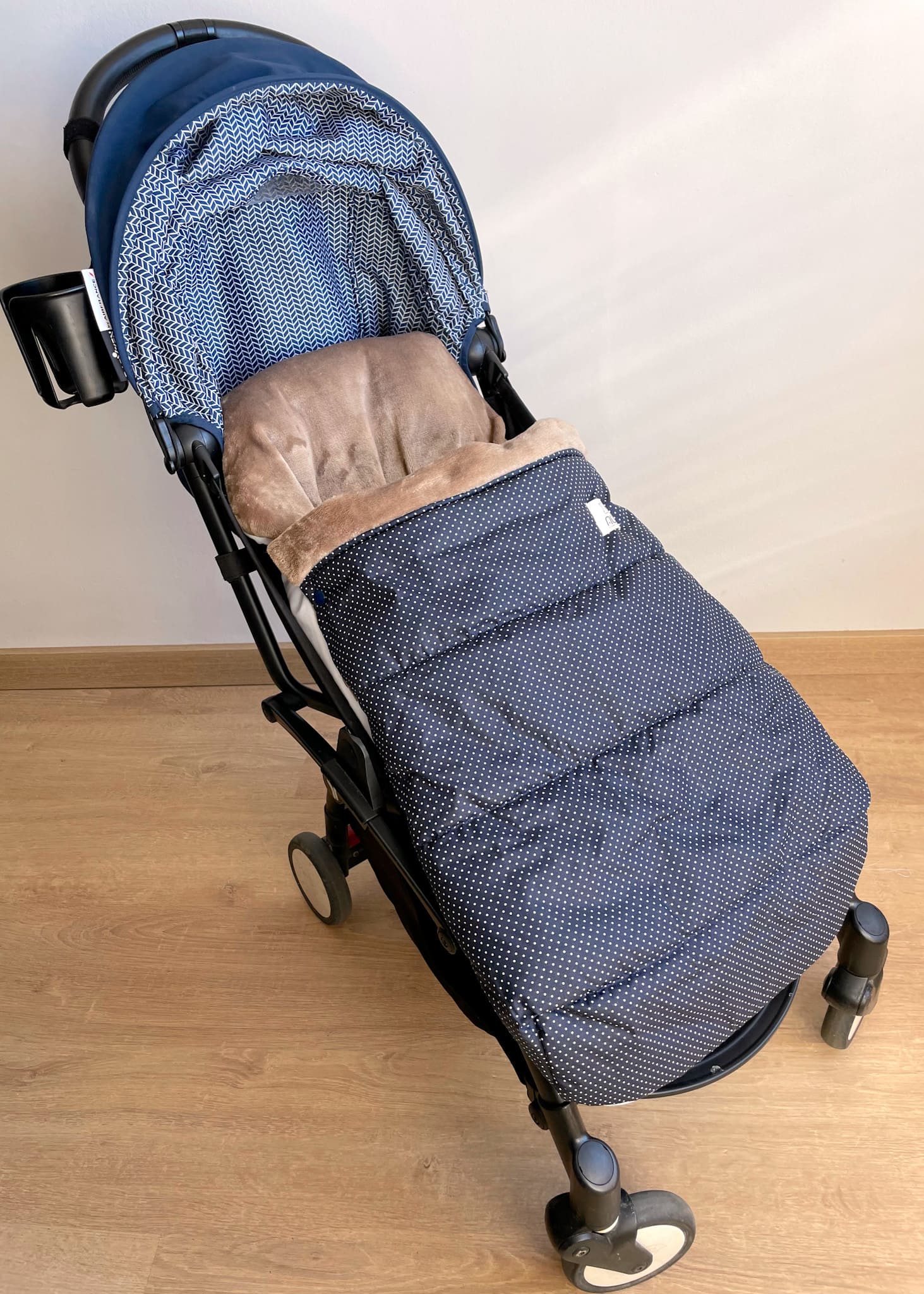 repelente-impermeable-saco-tienda-infantil-auspain-paseo-abrigado-inverno-frio-silla-ligera-