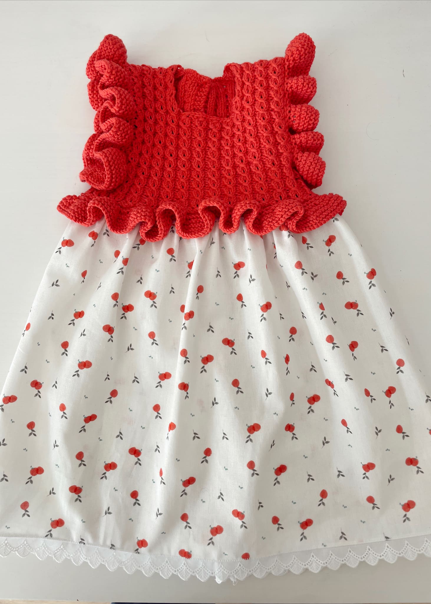 vestido-coral-nina-volantes-punto-canesu-auspain